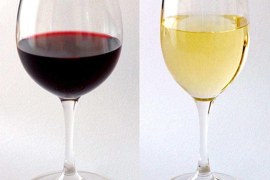 赤と白 — 同じ「ぶどうの酒」でも、造りの違いでこれだけ表情が変わる